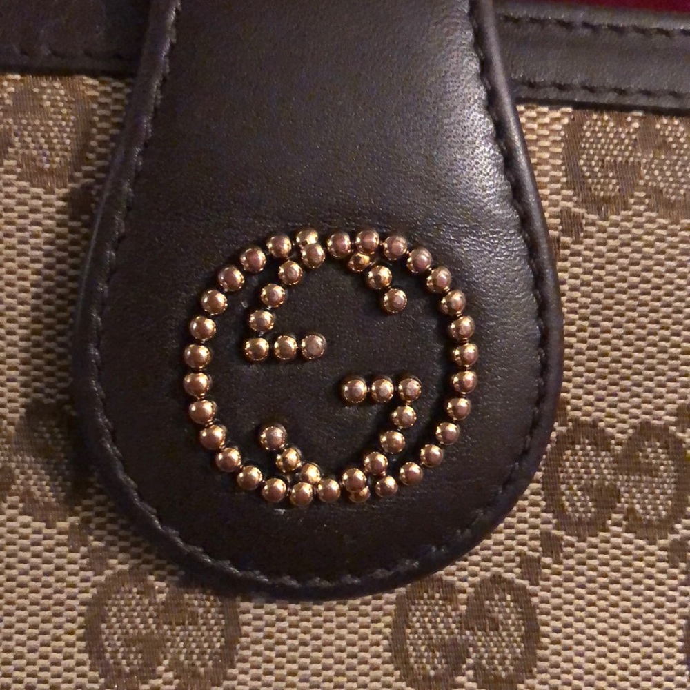 Authentic Gucci wallet - Picture 7 of 7